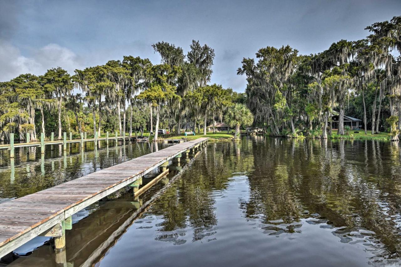 Pirate Cove Home In Welaka Dock And River Access! Zewnętrze zdjęcie